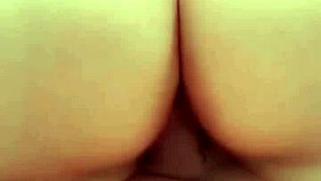 madrasta, why are you sitting on me like that?