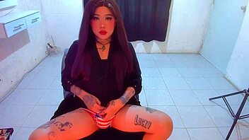 Kimberly Polizzi streams her sexy update