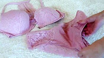 BOYFRIEND GETS TWO PUSSIES AT THE SAME TIME AND GOES ON A RAMPAGE!