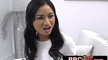 I watched tiny babysitter Avery Black get banged by enormous BBC