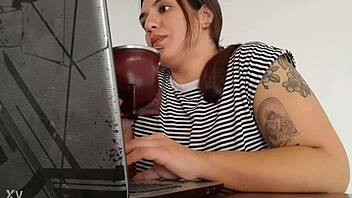 i love watching carla fart at work