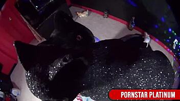 Sexy blonde leya falcon gargles slink andrews creamy jizz