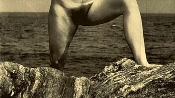 Dark Lantern Entertainment Presents Vintage Women of the World