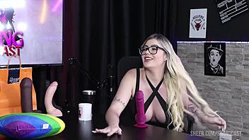 Gabi Tamiris Orgasms With Tifany Rocha In See-Through Lingerie?