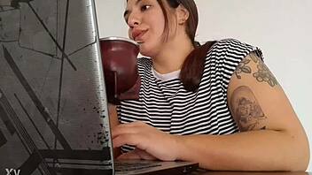 i love watching carla fart at work