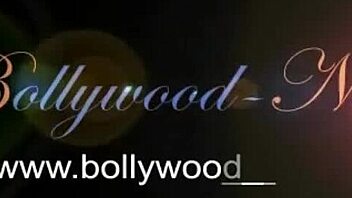 Asian Beauty Unveils Her Stunning Body