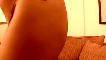 Alura wears blindfold gag and leash while master takes control 😍