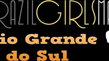 Does Thetourist Match With Sexy Larissa?