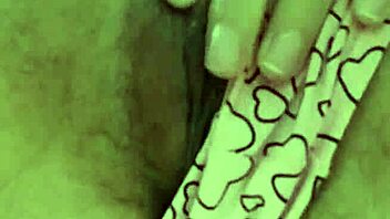 I masturbate my hairy pussy under the desk in class