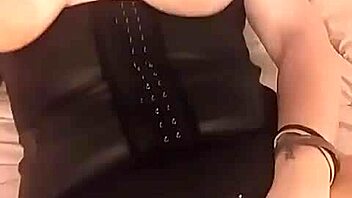 Yo, watch this hot chubby babe get off with a vibrator! 🔥