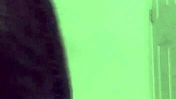 Continuing the singing and dancing performance for free in part one