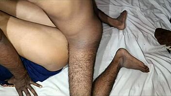 Desi kone ønsker langsom knulling fra ektemannen