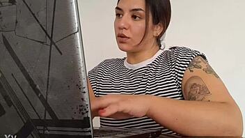 i love watching carla fart at work