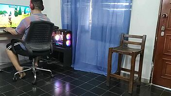 Latina friend squirts during sexy play with wife