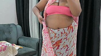 Indian bhabhi shows off hot boobs casually