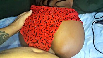 caught maid without shirt in heat, paid her, got that big ass for anal