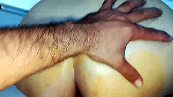 Wow! Curvy Babe Worshipped in Jacuzzi With Steamy Foot Play!