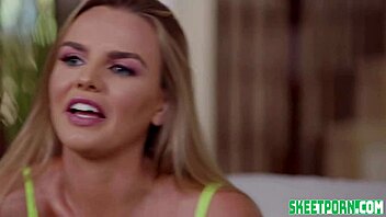 hot teen 18+ kate dalia shaking off the nerves