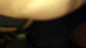 fat booty bouncing, want to grab it?