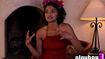 All natural MILF Angel Constance poses naked outdoors