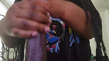 Boyfriend Tee V4 With Plump BBW And Big Tits