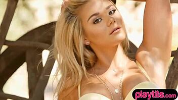 Check out the best and sexiest cyberchicks of the year, featuring teen 18+ blonde with small tits in softcore solo pussy play.