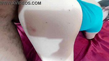 My curvy stepmom, a total slut, gets fucked raw for cash in New York