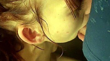 18 year old stepsis milks my cock while i finger her pussy 😈