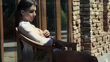 Passionate Assfucking For Small Tit Euro Babe In Glamour Outdoor Scene