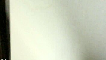 Vietnamese guy caught on spycam in toilet trailer footage.