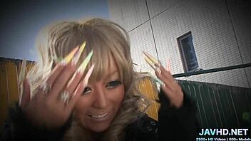 I’m obsessed with Japanese milfs in vol 43