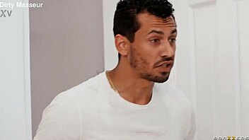 Two-timer Scarlit Scandal and Susie Stellar double teamed and creamed by Brazzers! Wow!