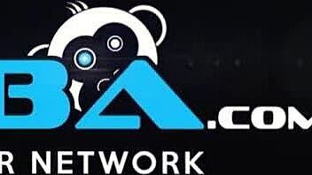 Видях най-горещите латиноамериканки лесбийки да се целуват и лижат путки интензивно