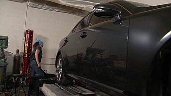 Ariel Stoman And Daisy Layne Licking Pussies In Horny Lesbian Action