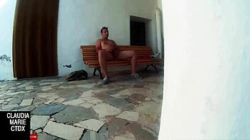 Castigando a la gorda con un pollazo en el culo