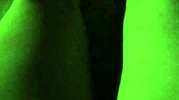 gretala flashes her pregnant wife in the dark