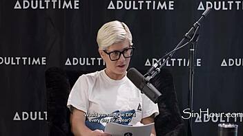 Hey, into step roleplay? Jane Wilde and Bree Mills 😏