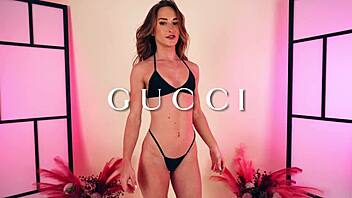 Hannahjames710 tries on her top four favorite bikinis