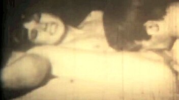 Вау, чувственные признания Темных Фонарей из викторианской жизни такие горячие! 😍