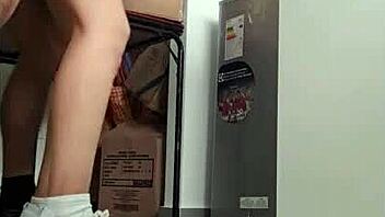 Argentínska nymfomanka Nataly šukaná v kuchyni