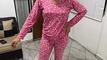 Beautiful Stepdaughter Twerking for Stepfather's Favor