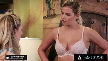 Sophia Lux gir nuru massasje til par