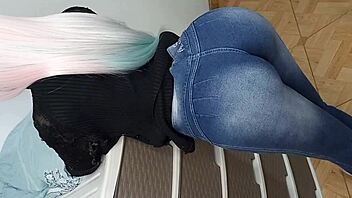 Stepdaughter teases me with her virgin ass