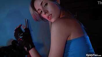 Heidy Pino's Naked Fitness Relaxation!