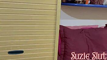 Lonely woman resists stranger's temptation in park