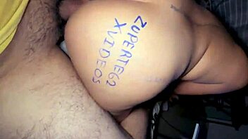 Masturbado A Mi Vecina Dafri Cuando Su Esposo Trabaja Ella Es Bien Puta