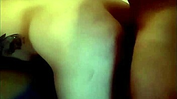 oh, the slut has to clean the cock after pissing!