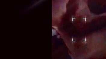 i'm givin a footjob to this old man cheatin 😍