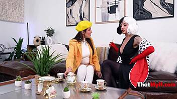 Charlie Valentine and Aubree Valentine Persuade with Strapon Fucking