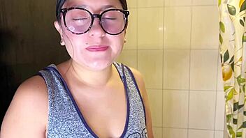 A small Latina maid knows how to please her boss